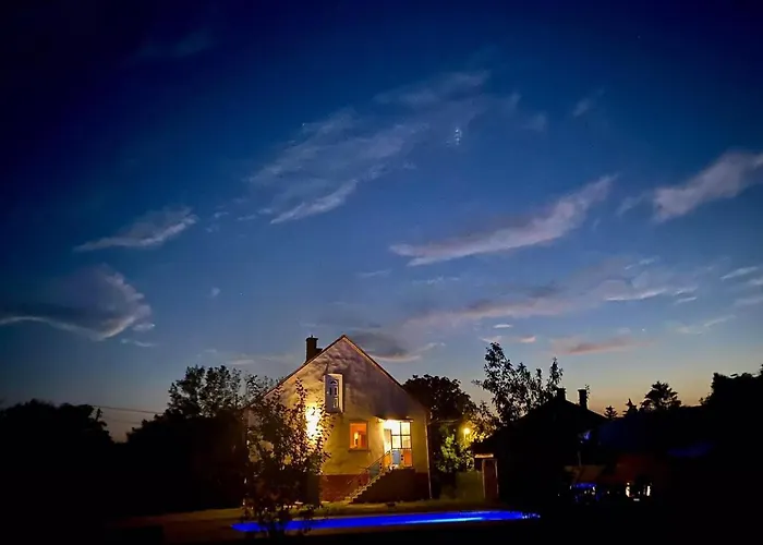 River House - Luxury House On The Border Of The Tisza River
